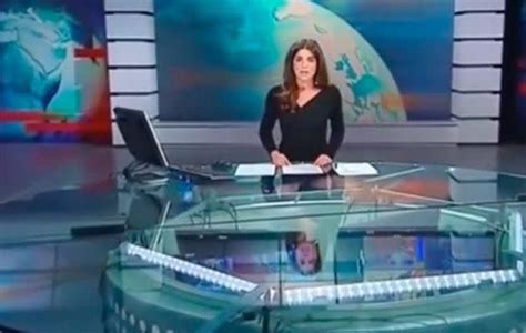 costanza calabrese desk|Presenter flashes on live TV after forgetting shes。